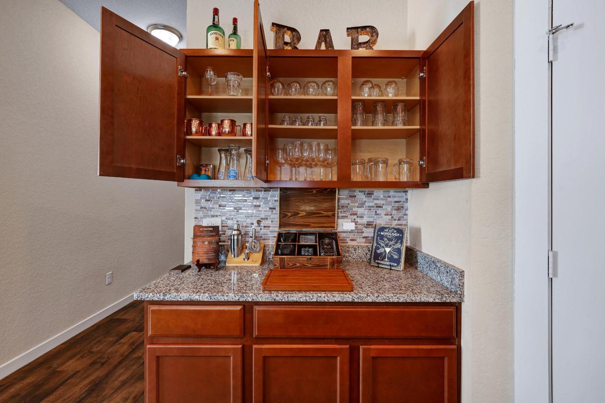 Speakeasy - A Birdy Vacation Rental San Antonio Eksteriør billede