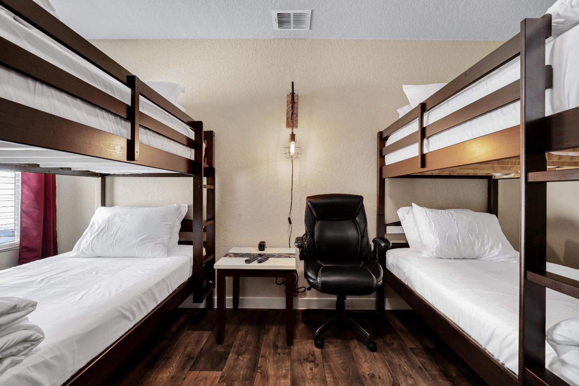 Speakeasy - A Birdy Vacation Rental San Antonio Eksteriør billede