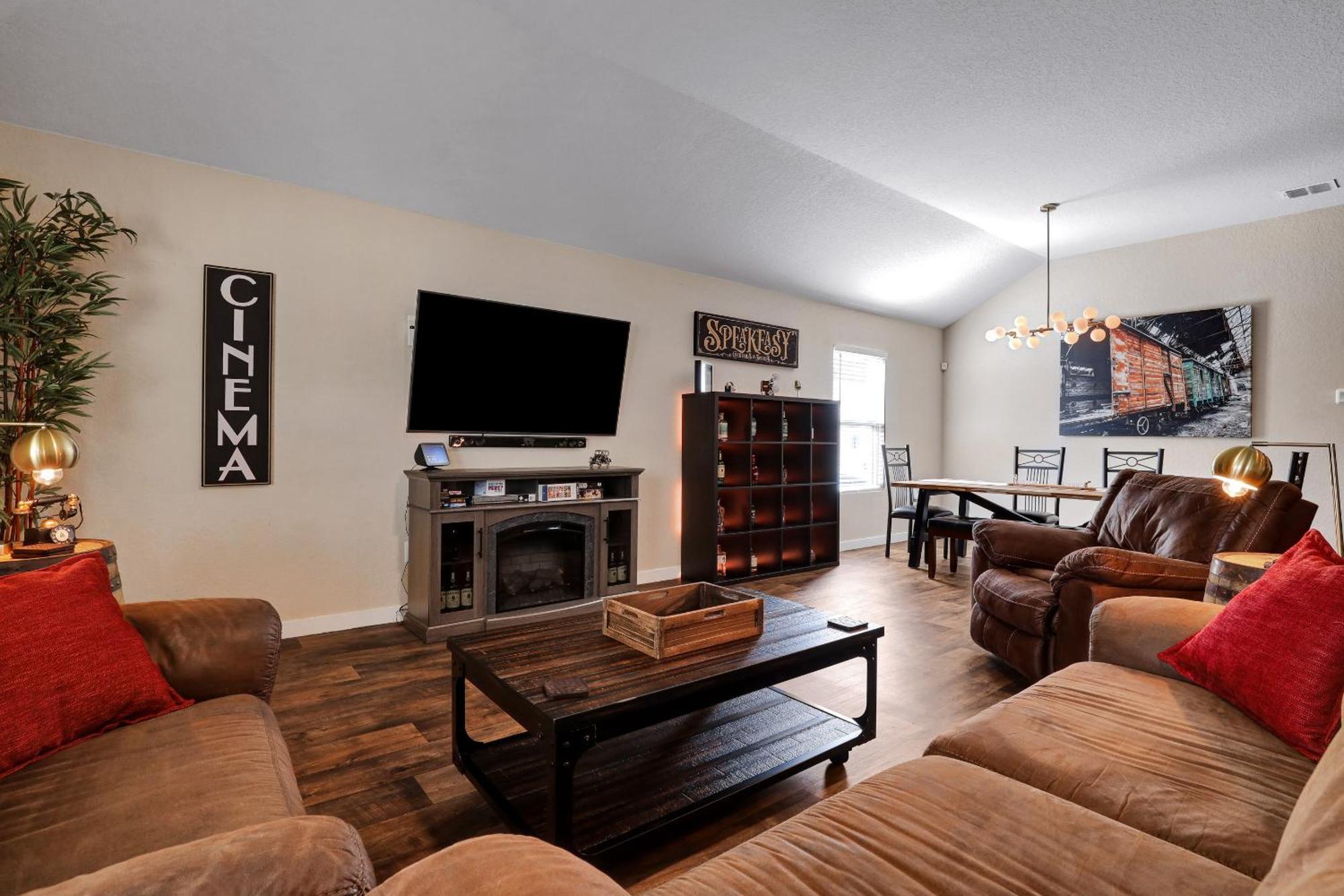 Speakeasy - A Birdy Vacation Rental San Antonio Eksteriør billede