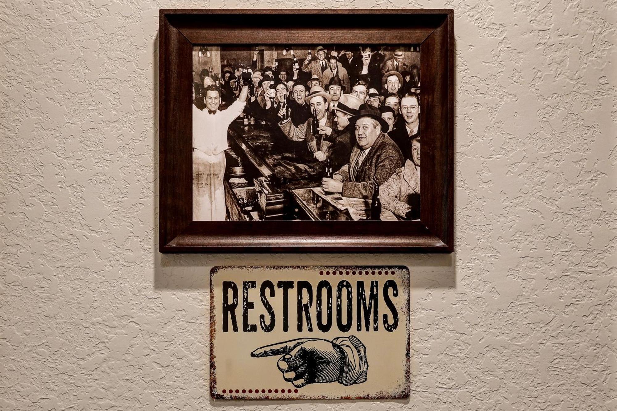 Speakeasy - A Birdy Vacation Rental San Antonio Eksteriør billede